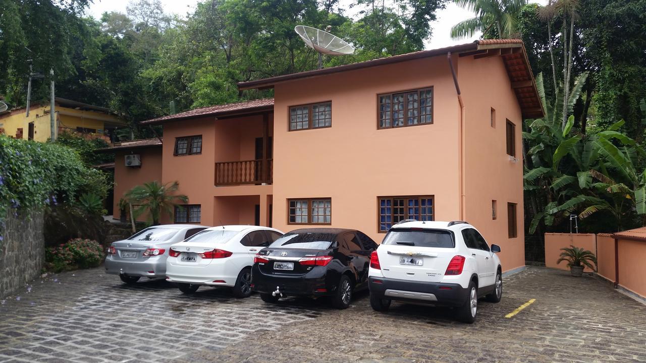 Chales E Suites Lourenco Ilhabela Exteriör bild